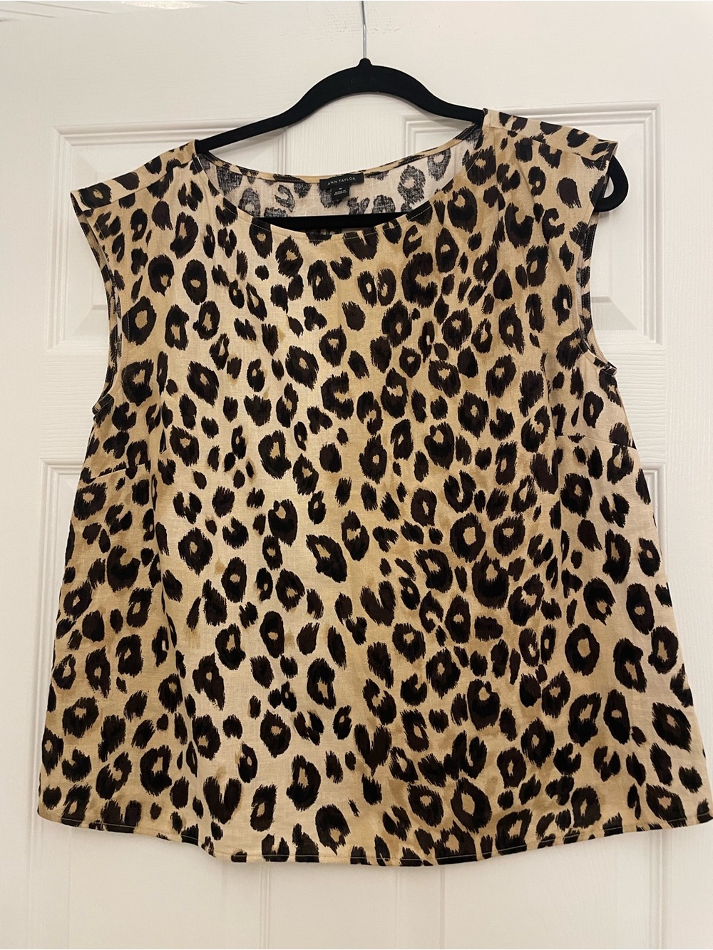 Ann Taylor Leopard Print Sleeveless Tank Top in Tan and Black